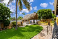 Mexican Style Villa with Private Pool, Free Utilities