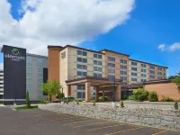 Four Points by Sheraton Toronto Airport Hotels near Malton
