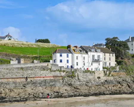 Dolphin Cottage Hotels in Mevagissey