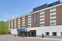 Travelodge Gatwick Airport Central Hotellit kohteessa 