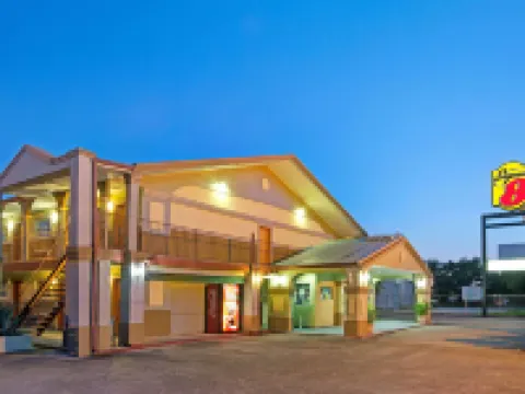 Super 8 by Wyndham la Marque TX/Texas City Area Hotels in La Marque