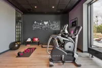 Moxy Katowice Airport - Gym