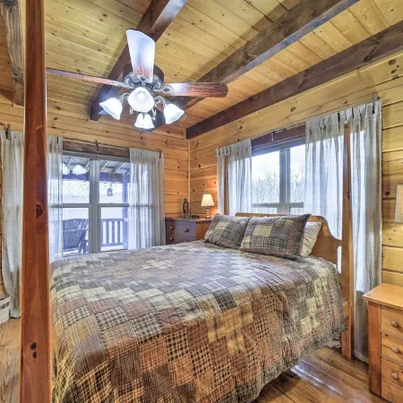 Mtn Views, Yard, and Fire Pit Multi-Level Cabin