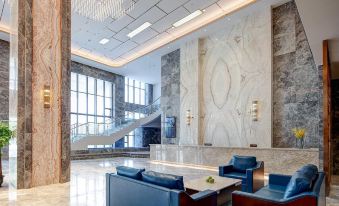 Venus Royal Hotel (Wuzhou Railway Station Meiguihu Park Branch)