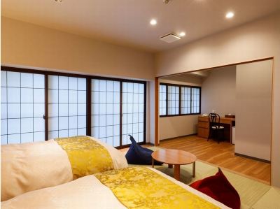 別館ローフロアコンフォート、和洋折衷、山の景色 城崎温泉 お宿 白山 花まんだらの写真