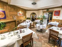 Mc Kevitts Village Hotel - breakfast