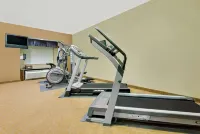 佩裏温德姆麥客達套房客棧 - 健身室/gym room