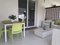 Apartment in Villa - Air Conditioned - Wi-fi - Near the Sea