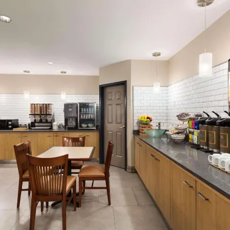 Country Inn & Suites by Radisson, Dalton, GA
