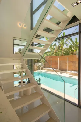 Luxury Villa Mirror - 200Meters from the Beach