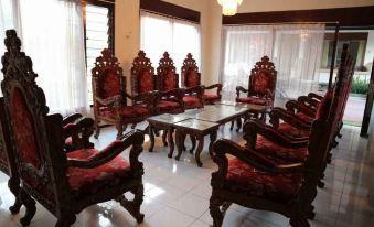 Ikhtiar Surya Hotel