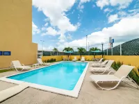 City Express by Marriott Paraiso Hotels in Paraiso