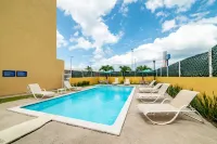 City Express by Marriott Paraiso Hotels in Paraiso