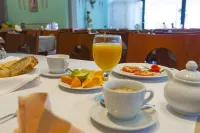 Aparthotel Milenij - breakfast