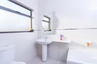 Room-Ezulwini Guest House - Executive Do - Pensions