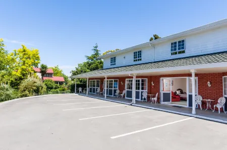 Admirals Motor Lodge Отели в г. Ренуик