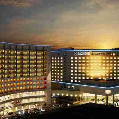 르와지르 스파 타워 나하 Hotel Exterior