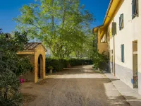 Merlot 佩喬利酒店