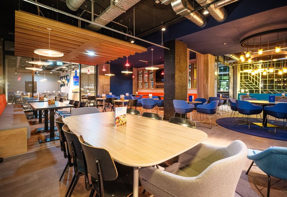 Holiday Inn Express Dresden City Centre Over view