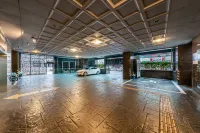 Ever Tourist Hotel - parking