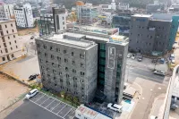 Moyen Hotel Hotels in Сокчхо