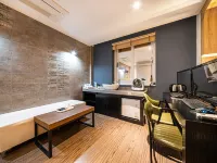 Seogwipo Lux Hotel Hotels near Bong-Wonsa