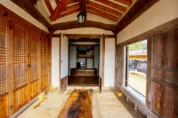 Bonghwa Mangwa Historic House Hotels in Bonghwa