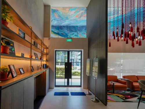 ST Signature Bugis Middle