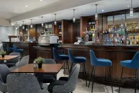 Delta Hotels Heathrow Windsor - bar