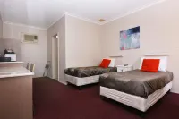 Motel Poinsettia Các khách sạn gần Port Augusta Train Park