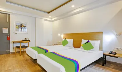 Treebo Ahinsa Residency Sohna Road Hotels near Laxmi Garden