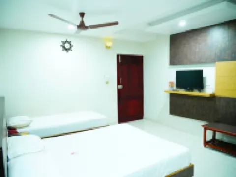 Hotel Alakan Residency Hotels in Tiruchendur
