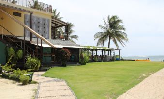 Reef Beach Resort