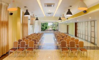 Hotel Priyadarshini Classic