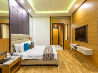 Palm Green Hotel and Resorts Hotels near Sant Shri Nandlal Library