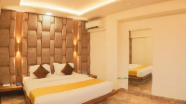 Hotel Surya Prakash Chembur Hotel dekat Paras Dham Temple