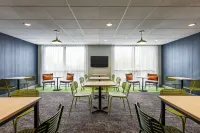 Spark by Hilton Germantown Washington DC North