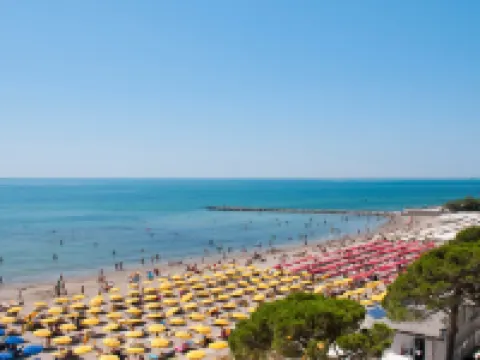 Wonderful Seaview Flat with Terrace 格拉多酒店