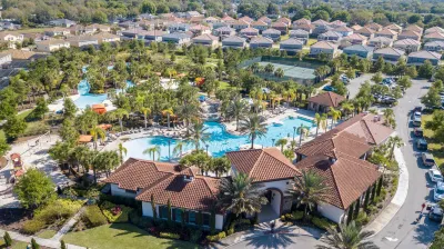 Marvelous 7 Bd w/ Pool Close to Disney @ Solterra 6086