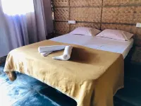 Island Vibes Hotels in Sanapur