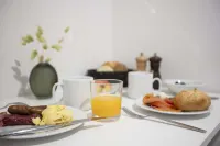 Park Inn by Radisson Wismar - breakfast