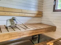 Aurinkoalppi 12a Paritalon yläkerta