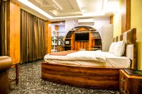 Aranya the Merian Resort Отели в г. 
