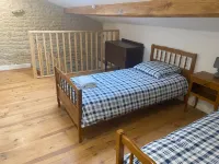 Maison Colombier , Townhouse Hotels in Aulnay