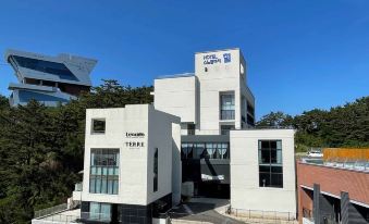 Hillsnorkelbeach Hotel