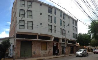Kintu Apart Hotel