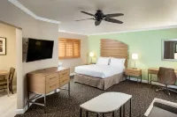 ホリデイ イン エクスプレス & スイーツ ラ ホヤ – ウィンダンシー ビーチ by IHG