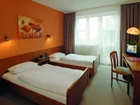 Hotel Alina Hotels near Jehovas Zeugen Versammlung WI Nord und WI Englisch