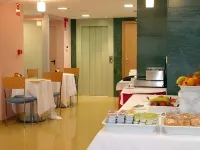 Dorma Puerta de San Pedro - breakfast