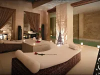 EME Catedral Mercer Hotel Hotels near Edificio La Adriatica